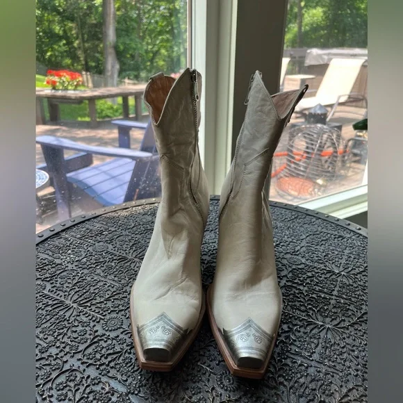 FREE PEOPLE BRAYDEN WESTERN BOOTS IN BONE 41 11